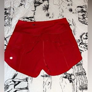Lululemon Speed Up High-Rise Short 4"
Dark Red